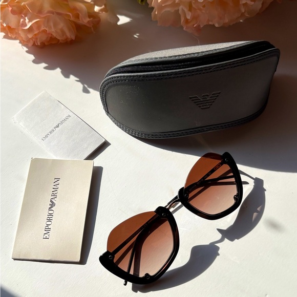 NEW Emporio Armani EA4120 Sunglasses BLACK Gold Sunglasses Lens with case - Picture 1 of 9